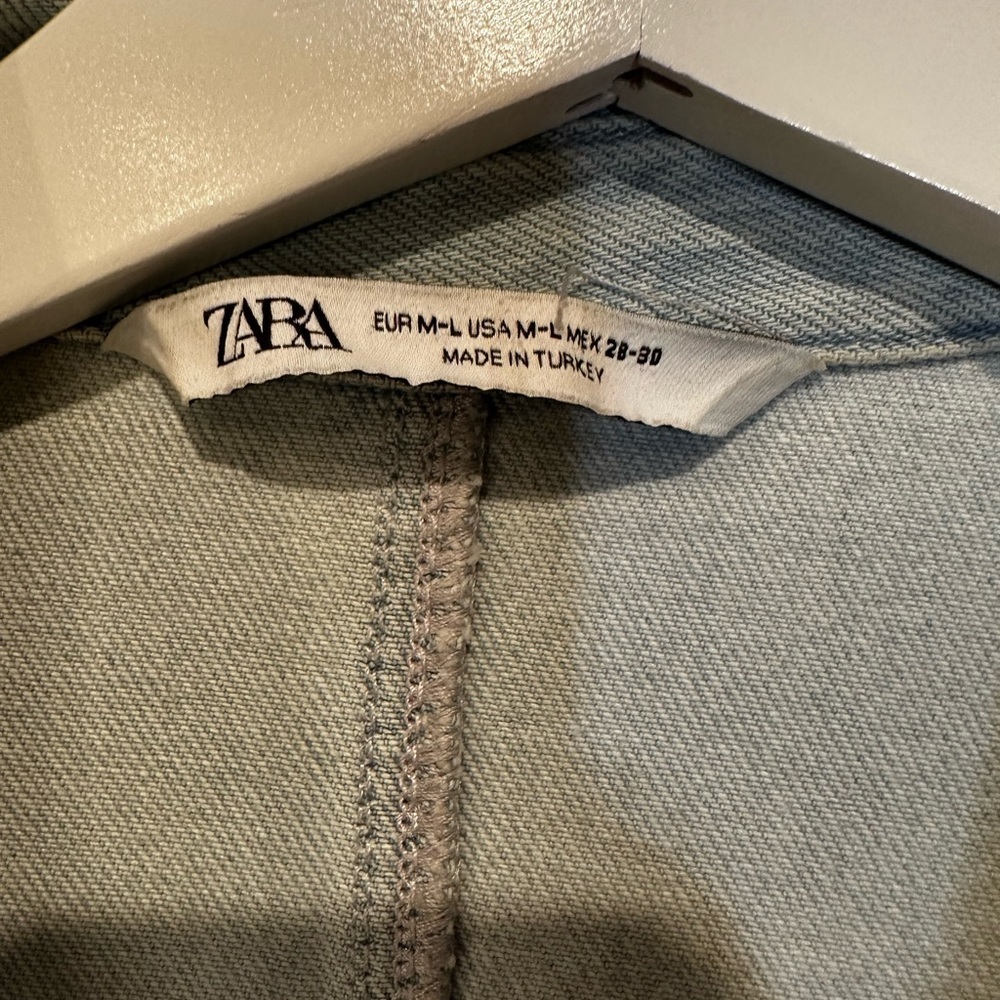 Zara Light Blue Denim shirt distress - Picture 3 of 5